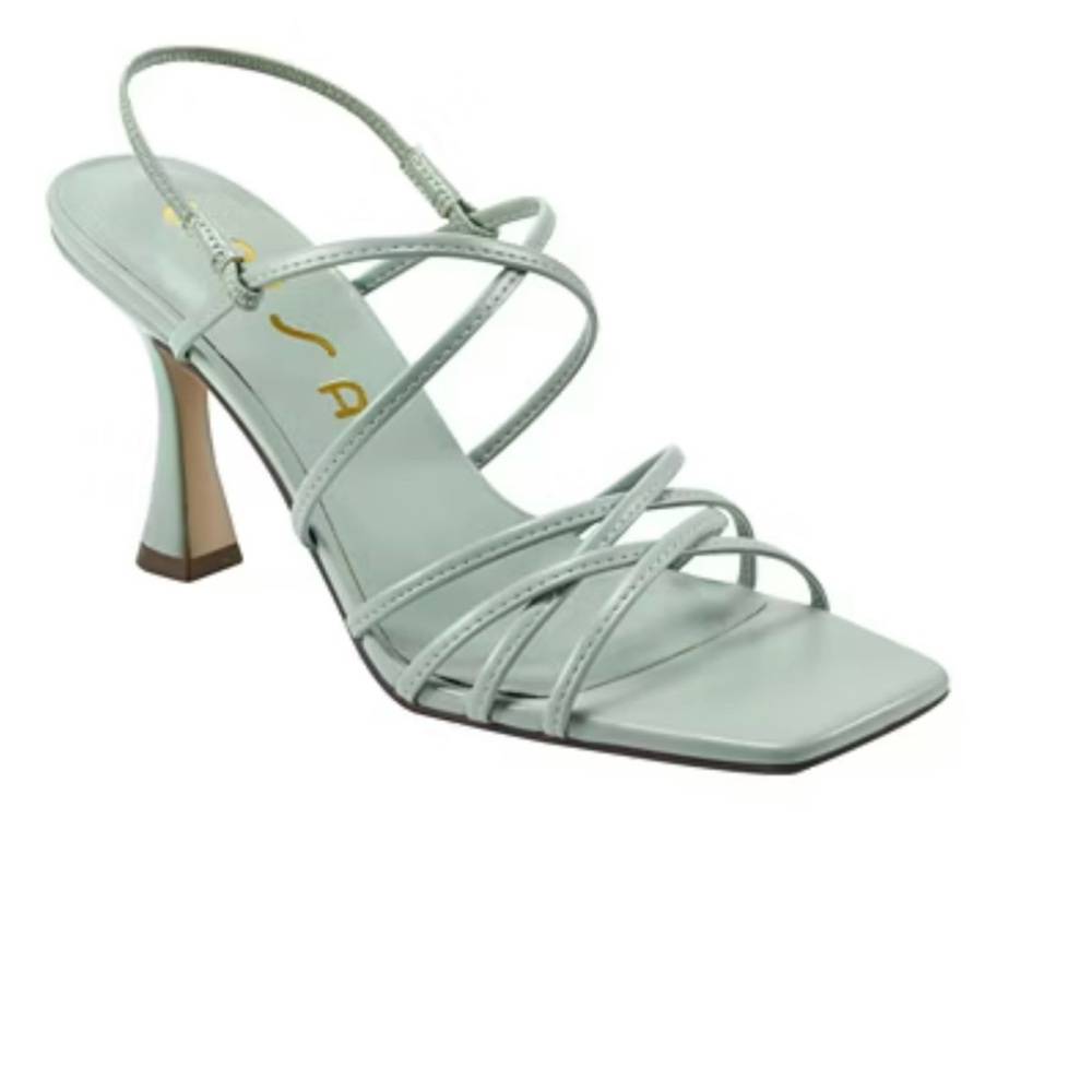 Elegant Strappy Heeled Sandals in Light Green NWT